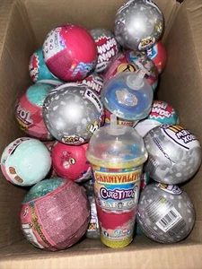 Mini Brands, LOL Queens Girl Party Box 29 Girl Party Gifts - Picture 1 of 8
