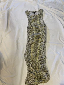 Maxi Vestido Estampado Serpiente Forever 21 Talla Mediana - Imagen 1 de 5