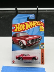 Hot Wheels Muscle Mania rosso '69 COPO Camaro  - Foto 1 di 2