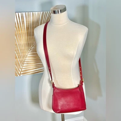 Bolso Bandolera De Colección Y2K Coach Legacy Cremallera Superior Cuero Rojo 9136 Foto 1 de 4