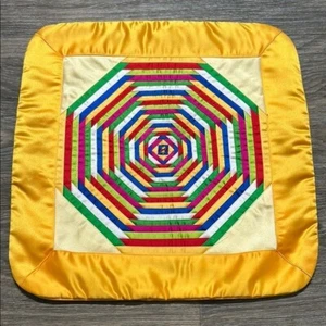 Copricuscino patchwork arcobaleno coreano fatto a mano vintage giallo raso - Foto 1 di 16