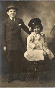 Vintage RPPC Postcard Cutest Little Brother & Sister Studio Photo Early 1900s - Picture 1 of 3