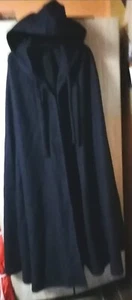 Mittelalter Gewandung - 140cm lang mit Kapuze von Leonardo Carbone - Bild 1 von 4