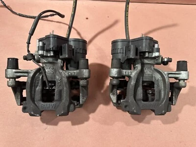 Par de pinzas de freno traseras BMW I01 I3 I3S OEM 103K millas Foto 1 de 4