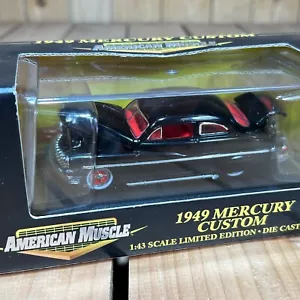 ERTL 1949 Mercury Custom American Muscle Negro - 1:43 diecast con estuche de exhibición - Imagen 1 de 5