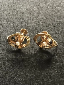 Pendientes vintage de flores y perlas de oro 14K - espalda atornillada - orejas sin perforar - Imagen 1 de 11