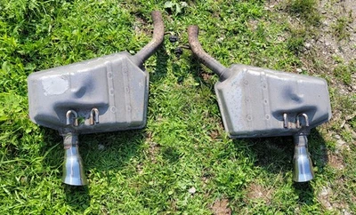 Juego silenciador Chevrolet Camaro cupé conductor pasajero con punta cromada 2010-2015 Foto 1 de 4