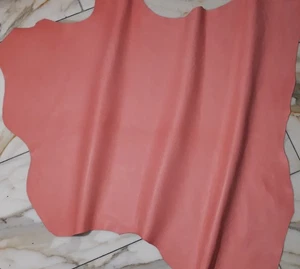 LEDER TIP 40449-OA,  Lederreste, 1 Lederhaut 0,6mm, korallenrosa nappa - Picture 1 of 2