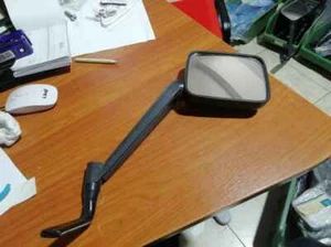 GIACENZA DI MAGAZZINO SPECCHIETTO SPECCHIO DESTRO DX PIAGGIO VESPA 50 446044 - Foto 1 di 1