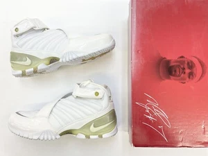 Vintage 2004 Nike Zoom Vick III Michael Vick white met silver men shoes. - Picture 1 of 8