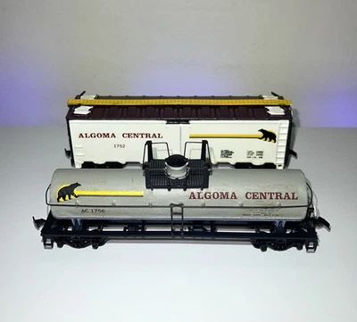 (2) Athearn HO Custom Reefer & Tank Car — “Algoma Central” - Image 1 of 4