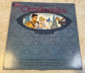 Walt Disneys Story Of Cinderella. VG+ Vinyl LP. Gatefold Book.  - Bild 1 von 4