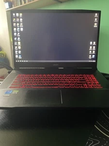 Pc Portatile Gaming (Msi Katana Gf76 12U) - Imagen 1 de 11