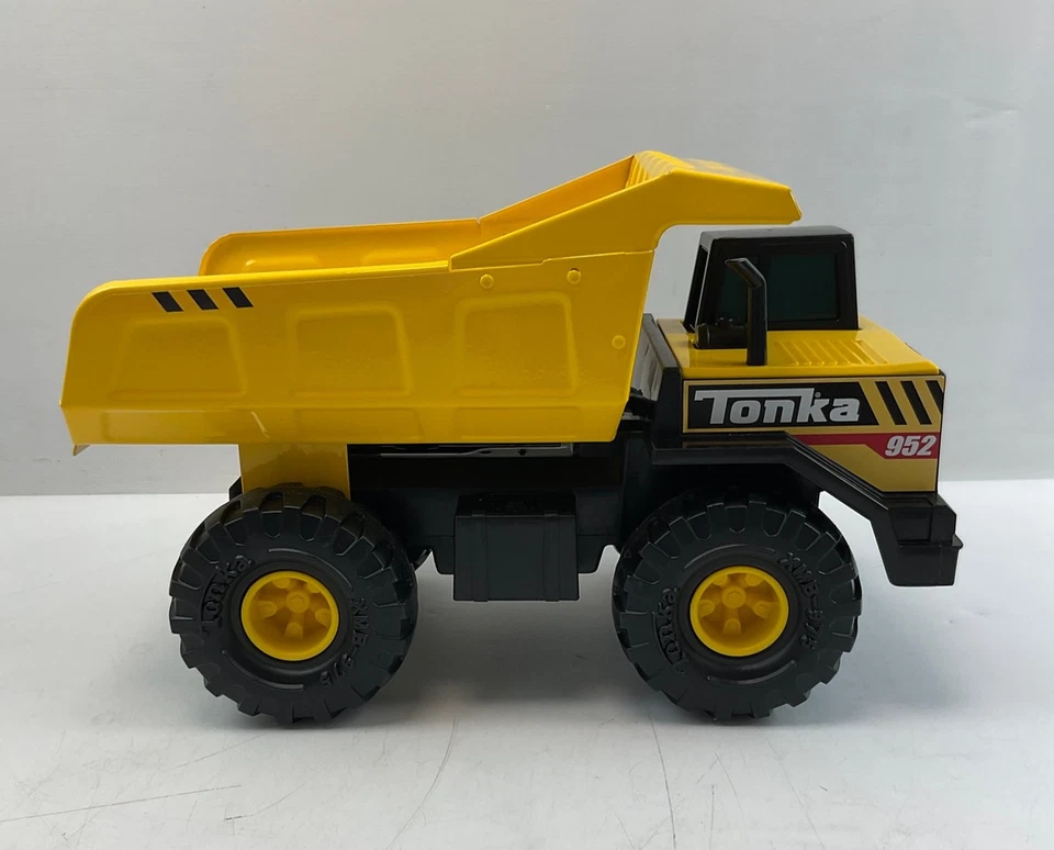 Camión de volteo Tonka 952 clásico amarillo vehículo de juguete para niños Foto 1 de 4