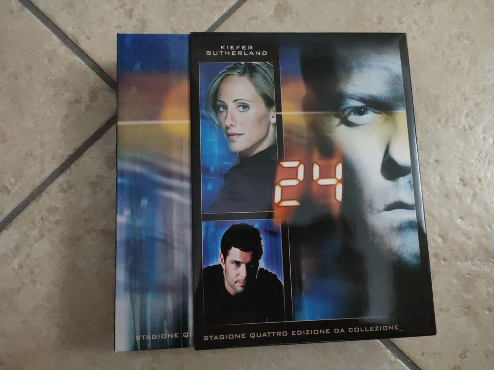 24 con Kiefer Sutherland (Stagione 4 Quattro box 7 Dvd Cofanetto) Serie Tv - Immagine 1 di 1