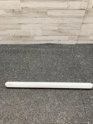 NEW BOX OF 30 GENUINE BULBS SYLVANIA F20T12/D35 20W 3500K 23" - Image 1 of 4