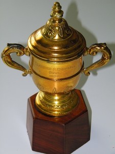 RARE 1969-70 ST. LOUIS BLUES PLAYER PRESENTED CLARENCE CAMPBELL TROPHY AWARD