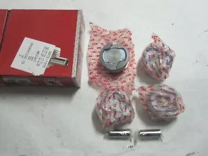 4 PISTONS ONLY Engine Piston VIN: P, SOHC, 16 Valves DNJ P1102 - Picture 1 of 5