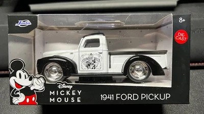 Jada Toys - Disney Mickey Mouse Steamboat Willie - 1941 Ford Pickup (B&W) - 1:32 - Image 1 of 4