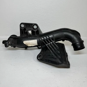 2009-17 AUDI A4 A5 Q5 2.0L GAS ENGINE INTERCOOLER PIPE HOSE 8K0145673AJ OEM - Picture 1 of 14