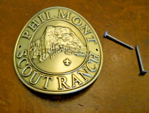 PHILMONT SCOUT RANCH HIKING STAFF MEDALLION (NEW IN PACK) - Picture 1 of 4