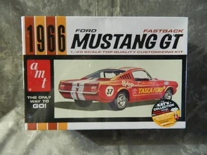 AMT 1965 FORD MUSTANG GT FASTBACK DRAG RACER - NEU/VERSIEGELT - Bild 1 von 6