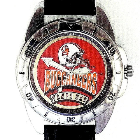 Tampa Bay Buccaneers NFL, Fossil Unworn Mans Vintage 1995 Leather Band Watch $85 Cover