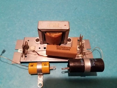 RCA / Universal Speaker Crossover 3-Way New Vista Console 1968 USA - PARTS ONLY - Image 1 of 4