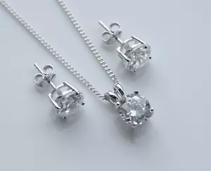 BOXED STERLING SILVER 7MM 3.75CT ROUND CUT CZ EARRINGS,PENDANT & CHAIN SET - Picture 1 of 1