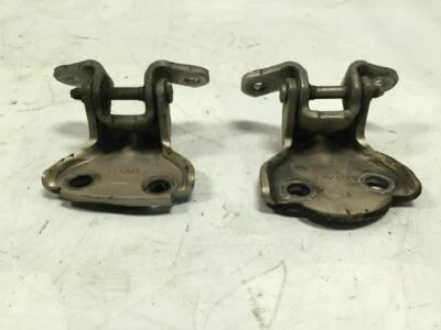 HONDA ACCORD EX SEDAN 2001  REAR LEFT DOOR UPPER&LOWER HINGE GOLD METALLIC - Image 1 of 4