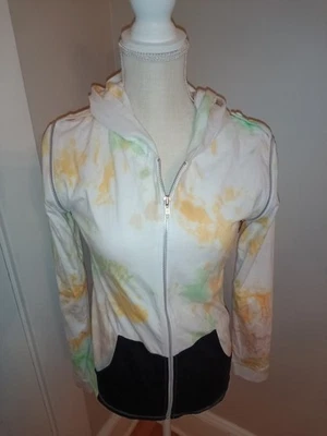 NUEVO CON ETIQUETAS Una cucharadita pequeña con capucha amarillo verde beige tie dye cremallera sudadera chaleco   Foto 1 de 4