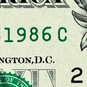 1986 Birthday Anniversary Graduation Best Gift Uncirculated Dollar Serial Number - Picture 1 of 6