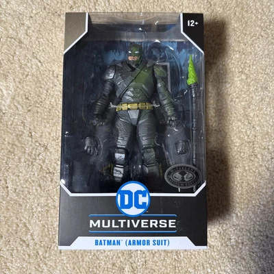 Terno blindado DC Multiverse Batman V Superman Batman 7” Platinum Chase Mcfarlane - Imagem 1 de 4