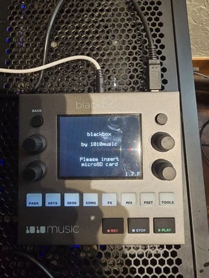 MÚSICA CAJA NEGRA SAMPLER 1010 Foto 1 de 3