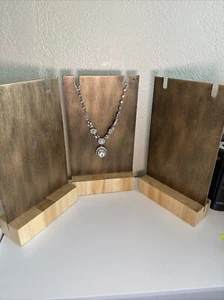 "Juego de 3 soportes de exhibición con base de madera de aspecto de cobre 14"" cooperativo creativo" - Imagen 1 de 6