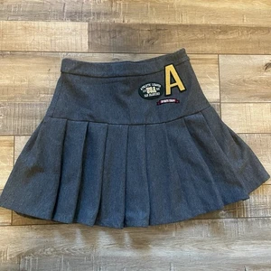 NWT Zara girl’s preppy letterman gray pleated mini skirt, size 11-12 - Picture 1 of 10