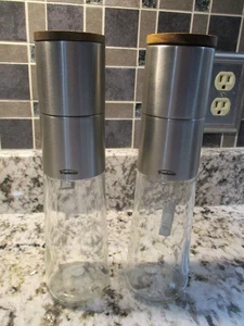 Molino de sal y pimienta Trudeau tarros de vidrio de madera de acero inoxidable de 9,5" T - Imagen 1 de 3