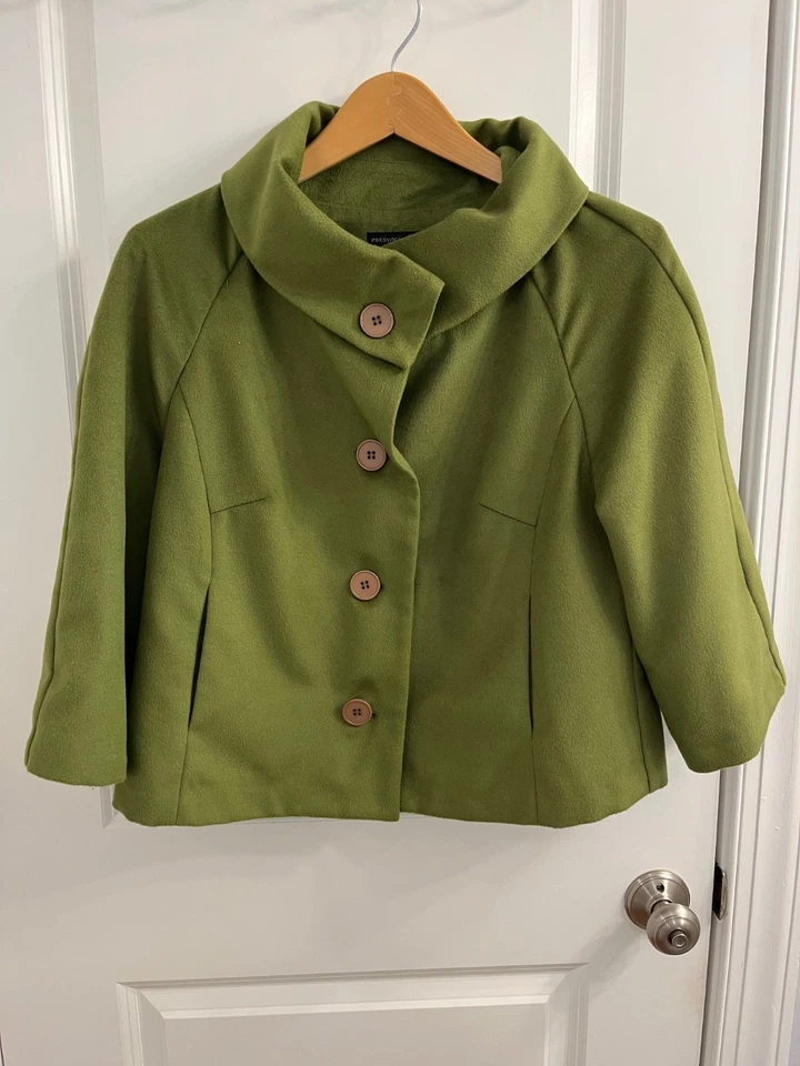 Preswick and Moore Green Coat w/High neck Med Short Classic Pea Coat - Image 1 of 4