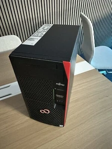 Fujitsu PRIMERGY TX1310 M3 Server 8GB / 2 x 1TB Seagate Barracuda Xeon e1225 - Picture 1 of 6