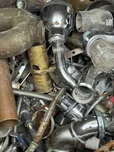 LOT OF BRASS FITTINGS VARIOUS SIZES &TYPES 3LBS. AS IS SCRAP - Picture 1 of 4