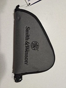 Smith & Wesson Defender Handgun Case, New - Picture 1 of 3