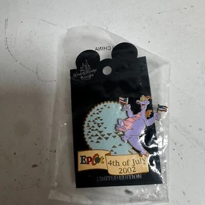 2002 Disney Epcot 4th of July Figment Limited Edition Enamel Pin with Flags - Picture 1 of 3
