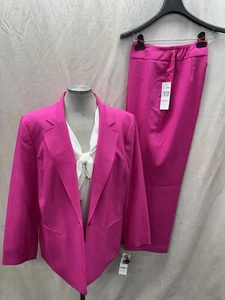 LESUIT PANT SUIT/FUCHSIA/SIZE 16W/INSEAM 30/NEW WITH TAG/RETAIL$240/BLAZER LINED - Picture 1 of 4