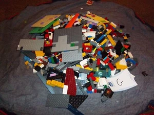 Lego bulk Bricks Parts Plates - Picture 1 of 3