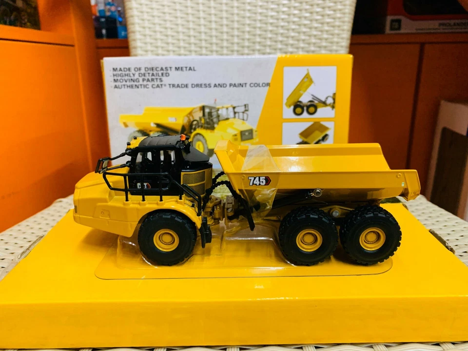 Diecast Masters 85639 CAT 745 Articulated Truck