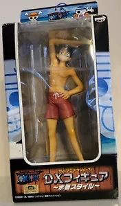 ONE PIECE LUFFY- IN SWIM SUIT DX figure-toy ACTION FIGURE FROM TV ANIMATION-RARE - Picture 1 of 1