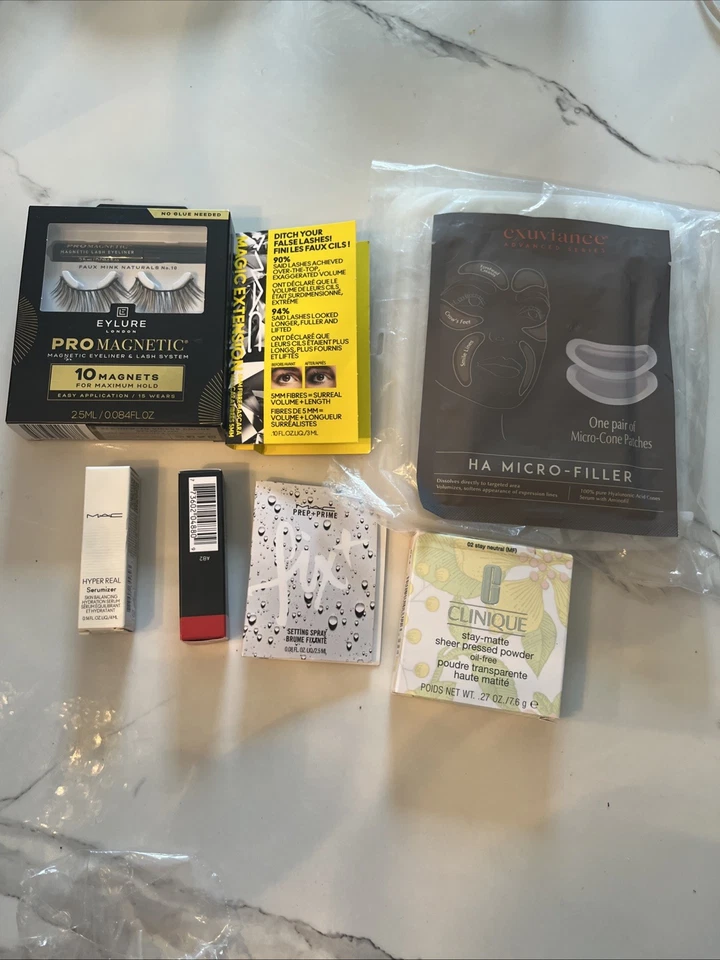 Увлажняющее и очищающее средство для лица, а также набор для макияжа и средство для снятия макияжа - Изображение 1 из 4