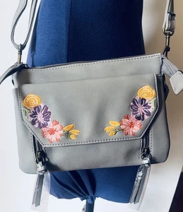 Tshirt&JeansCo. Grey Multicolor Floral Crossbody Adjustable Purse - Picture 1 of 8