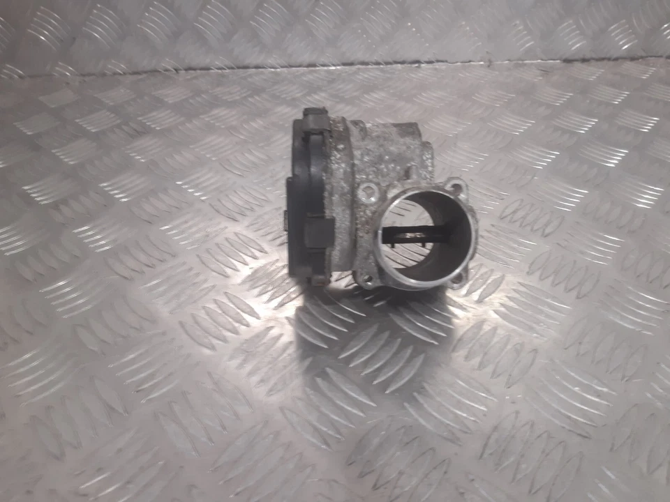 Ford Fiesta VI 2010 1,6 TDCI carrocería del acelerador 9682796180 Foto 1 de 3