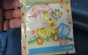 1 UNUSED VINTAGE BRIDGE TALLY CARD EASTER DUCKLING UMBRELLA HAT BOX USA - Picture 1 of 1